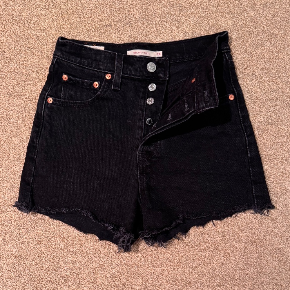 Levi's Premium Ribcage Women's Shorts - Black Lake Wash